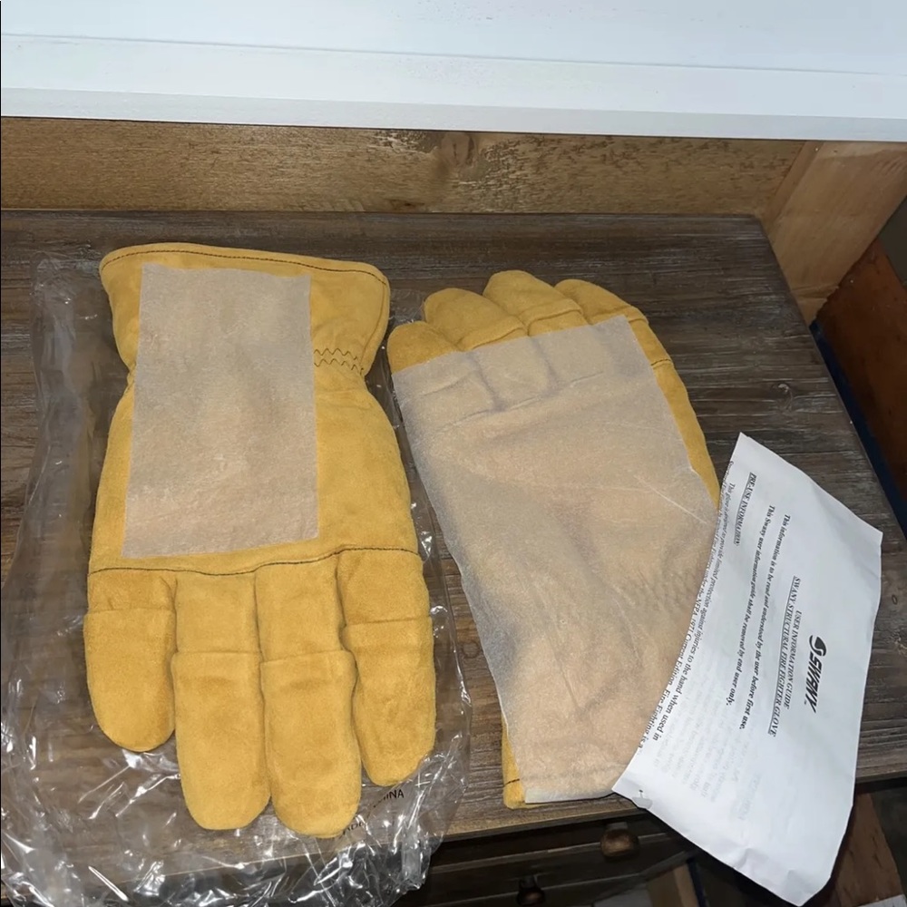 Swany Gloves Mens Structural fire proof firefighter work suede NWT
